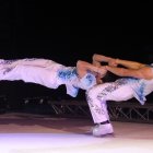 Cirque de Chine sur Glace